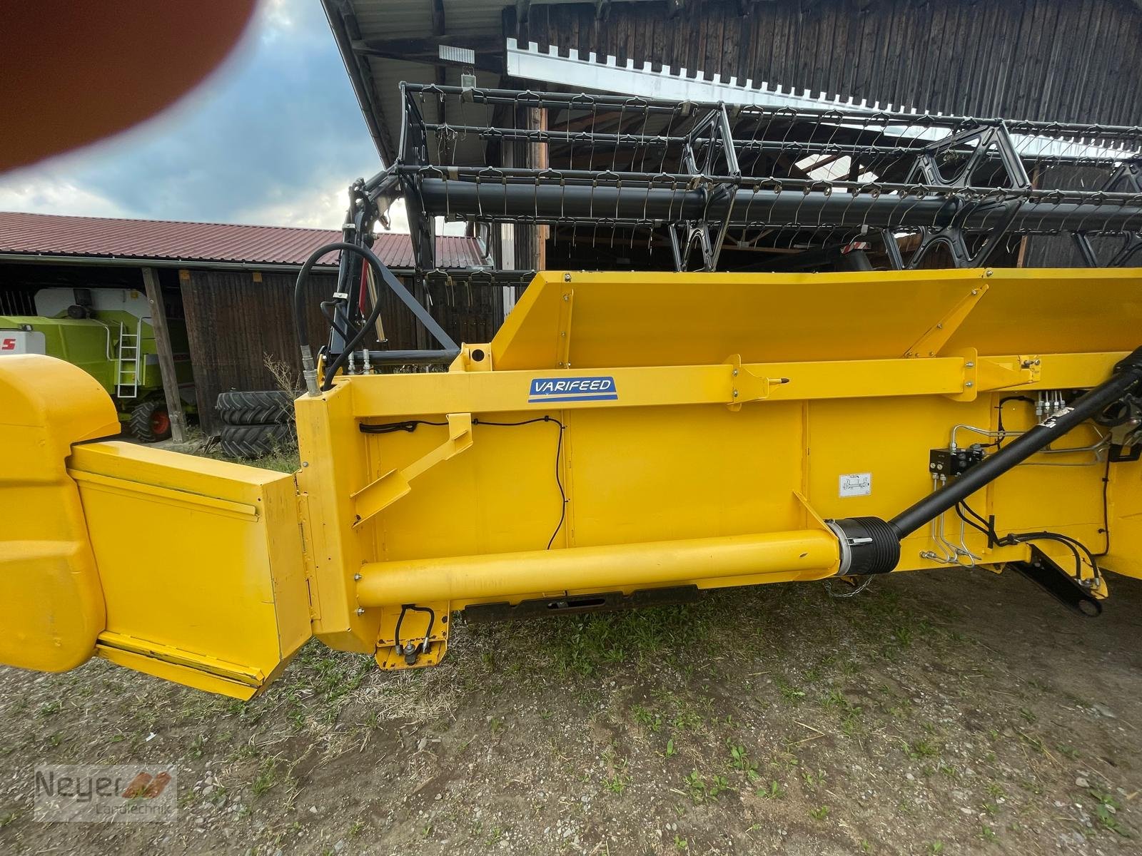 Schneidwerk of the type New Holland Varifeed Schneidwerk 9,15m + Biso TW | Bj. 2012, Gebrauchtmaschine in Bad Waldsee Mennisweiler (Picture 10)